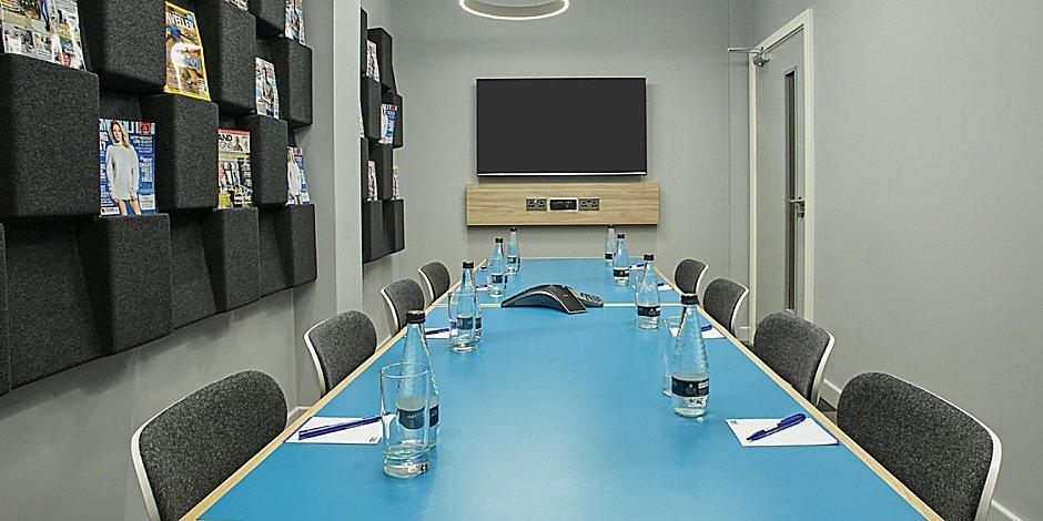 Holiday Inn Express Cambridge West - Cambourne By Ihg Экстерьер фото